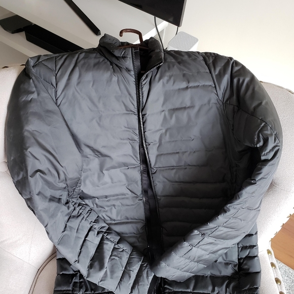 Theory Ultra Light Down Jacket - Picture 3 of 6
